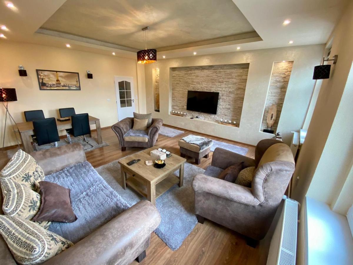 Lili Apartman Appartement Mariënbad Buitenkant foto