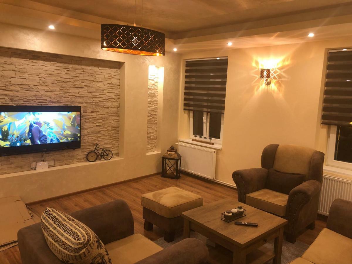 Lili Apartman Appartement Mariënbad Buitenkant foto